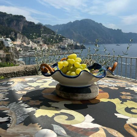 Appartamento Di Raphael Con Discesa Privata Al Mare Amalfi Extérieur photo